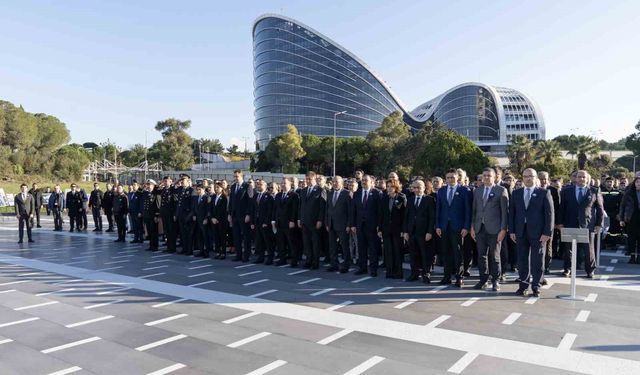 Aliyev törenle anıldı