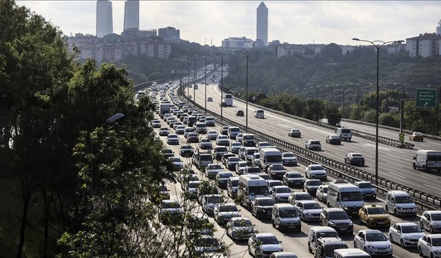 Trafiğe kasımda 188 bin 966 taşıtın kaydı yapıldı