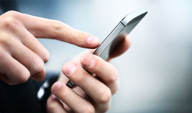 İnternete cep telefonundan bağlananların oranı yüzde 96,9'u buldu