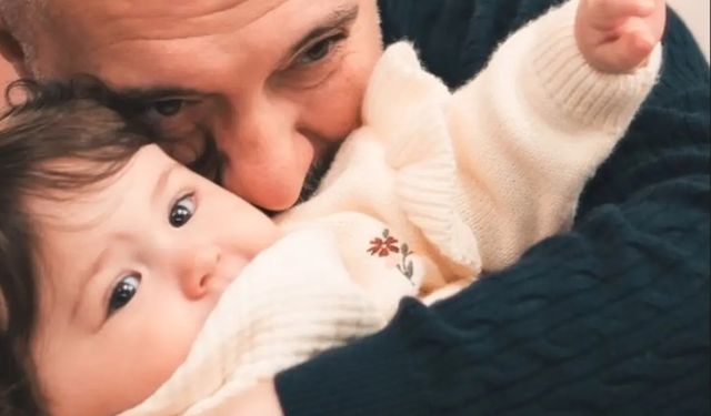 Gonca Vuslateri kızı Asya'yı aylar sonra gösterdi