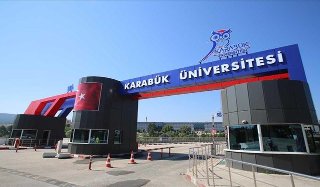 Üniversite öğrencilerinin harçlıkları yetimlere burs oluyor