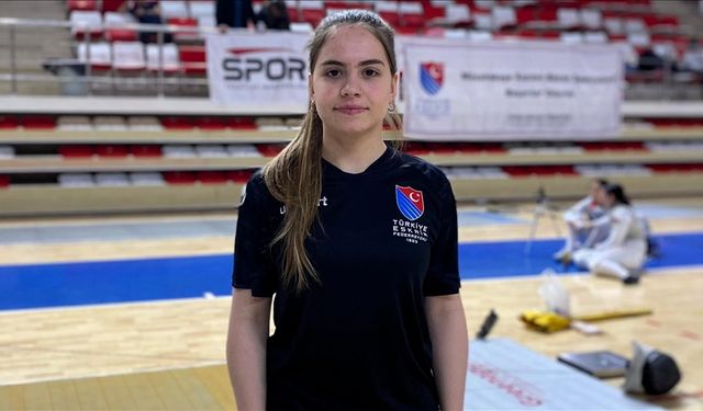 Milli eskrimci Alara Atmaca, 2028 Olimpiyat Oyunları'na katılmayı hedefliyor