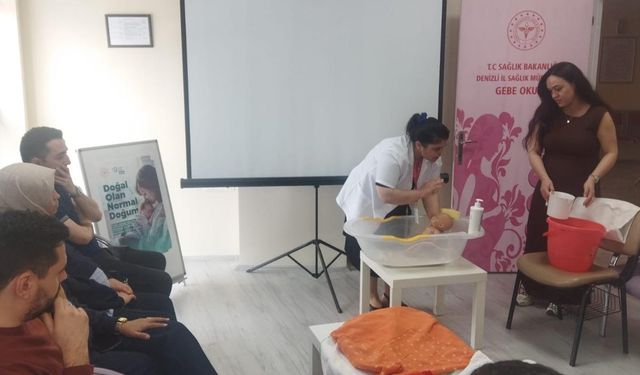 Anne adaylarına "Normal doğum ve yenidoğan bakımı" eğitimi