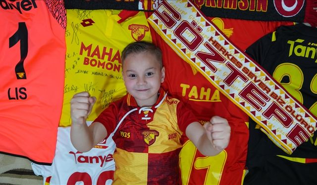 Göztepe'nin küçük fanatiği "Kuzey Reis" takımını yalnız bırakmıyor