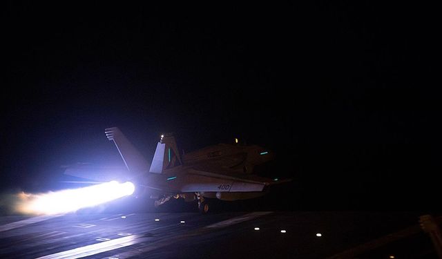 ABD, Yemen'in başkenti Sana'ya 20 hava saldırısı düzenledi