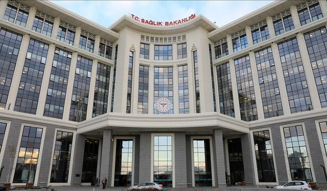 56 seyahat sağlığı merkezi hizmet sunuyor