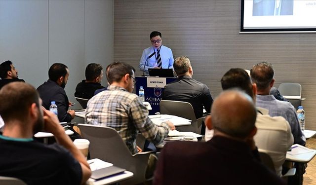 Farklı ülkelerden uzman cerrahlar İstanbul'da "artroplasti" eğitiminde buluştu