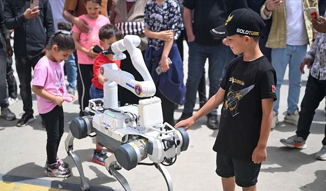 Jandarmanın yeni yardımcısı "robot köpek" envantere girdi