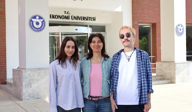 Akıllı asistana ‘akademik’ destek