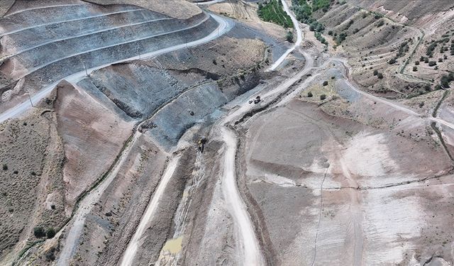 Göletler tarım arazilerine "can suyu" olacak