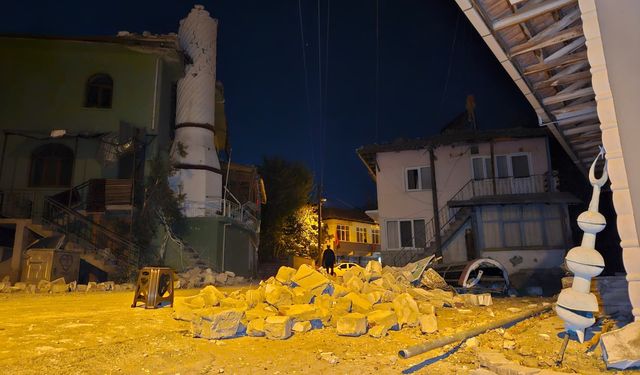 Deprem bölgesinde vatandaşlar o anları anlattı