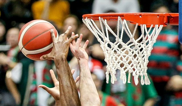 Karşıyaka Erkek Basketbol Takımı Ege Özçelik'i kadrosuna kattı