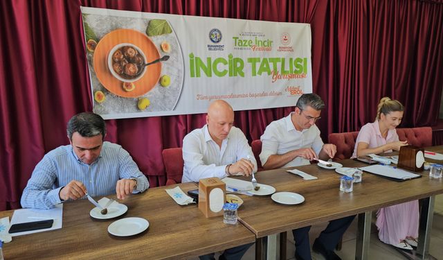Taze incirli tatlılar yarıştı
