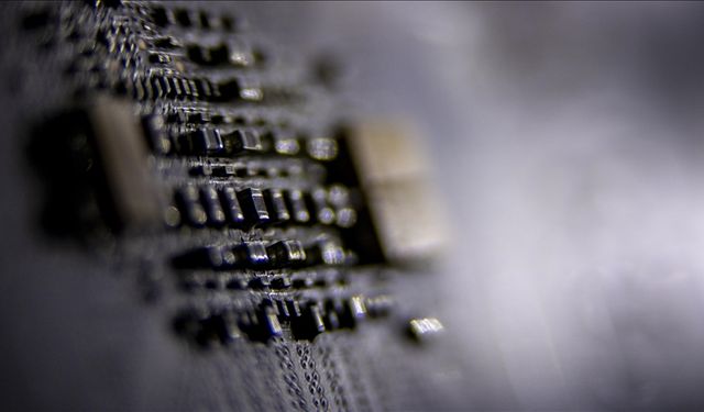 Küresel yarı iletken satışları ikinci çeyrekte yüzde 7,8 arttı