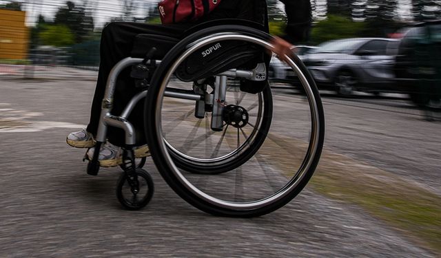 Türkiye'de 23 banka engelli bireylere bankacılık hizmeti veriyor