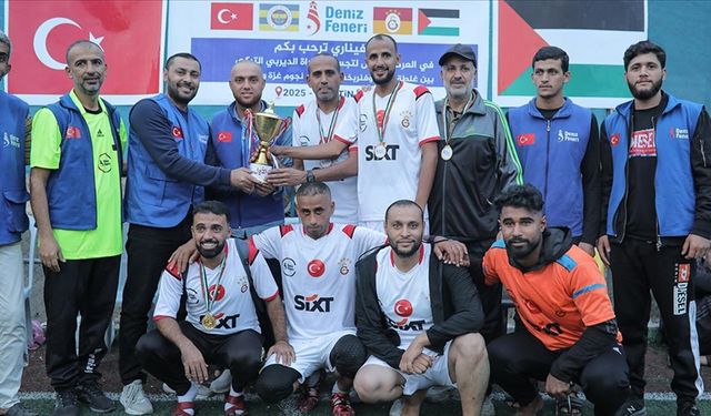 Gazze'de soykırım sonrası sporu canlandırmak için maç yaptılar