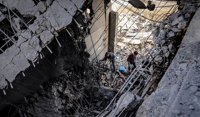 İsrail, Gazze’nin birçok bölgesine gece boyunca yoğun saldırılar düzenledi