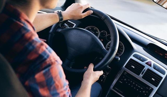 Sürüş davranışları, bilişsel gerilemeyi erken tespit etmeye yardımcı olabilir