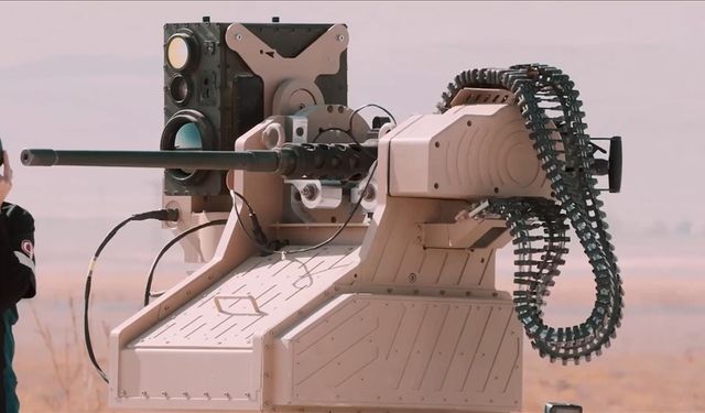 Tolga Yakın Hava Savunma Sistemi 14 ülkeye canlı test atışlarıyla tanıtıldı