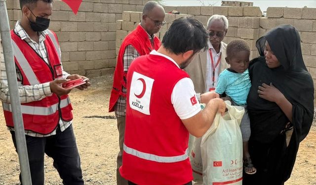 Türk Kızılay, Sudan'da 1000 battaniye dağıttı