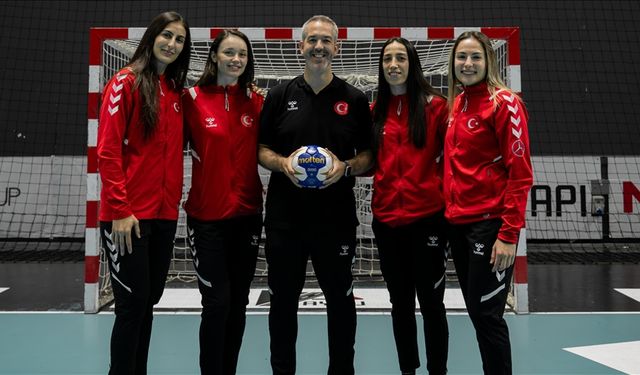 A Milli Kadın Hentbol Takımı'nın "çok maç" taktiği