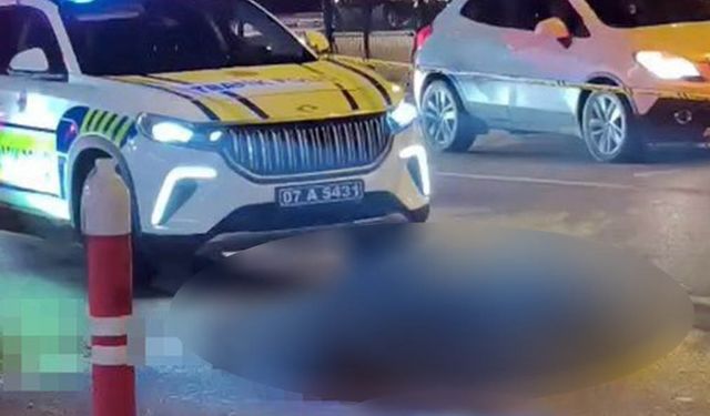 Kamyon ile çarpışan motosikletin 17 yaşındaki sürücüsü hayatını kaybetti