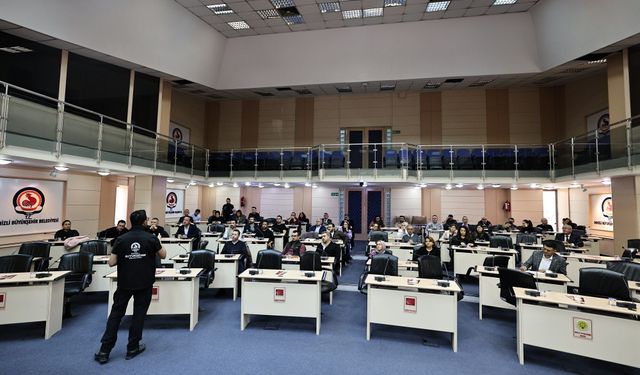 Denizli Büyükşehir’in yönetici kadrosuna Afet Farkındalık Eğitimi