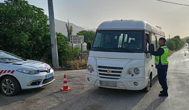 Okul servisleri ve çevrelerinde sıkı kontrol