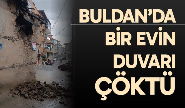 Denizli’de metruk kerpiç binanın duvarı çöktü