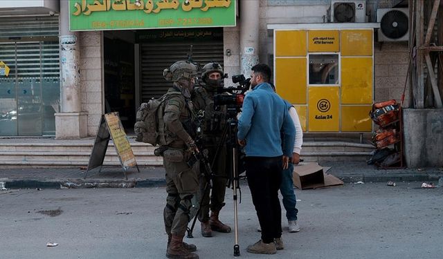 Fransa'daki gazeteci dernekleri basın özgürlüğünü engellediği için İsrail'i şikayet etti