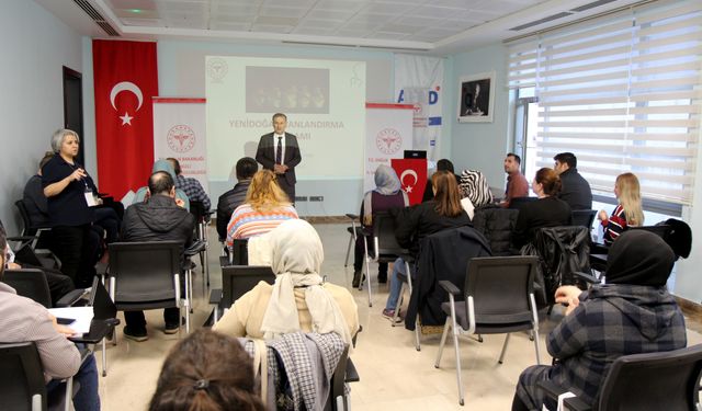 Denizli’de “Yenidoğan Canlandırma Programı Eğitimi” düzenlendi