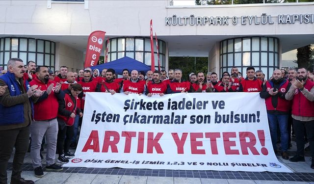 İzmir'de ücretsiz izne çıkarıldıktan sonra işbaşı yaptırılmayan işçiler eylem yaptı