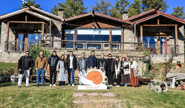 Üniversiteliler Çameli’yi gezdi