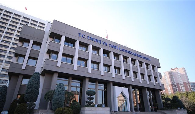 Yenilenebilir Enerji Kaynak Alanları yönetmeliğinde değişikliğe gidildi