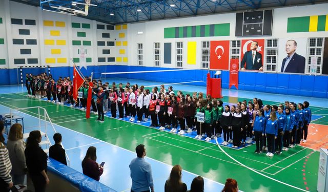 Yurtlar Arası Spor Turnuvası başladı