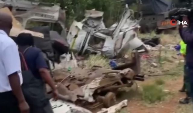 Güney Afrika'da feci kaza! 14 öğrenci hayatını kaybetti