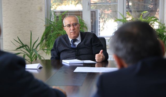 Çameli Belediye Başkanı Cengiz Arslan, muhtarlarla bir araya geldi