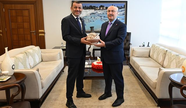 Çavuşoğlu’ndan Vali Köşger’e ziyaret