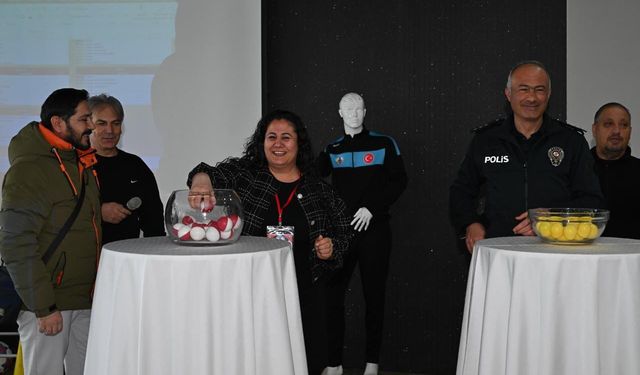 "Mahallemde Maç Var” turnuvasında kura heyecanı