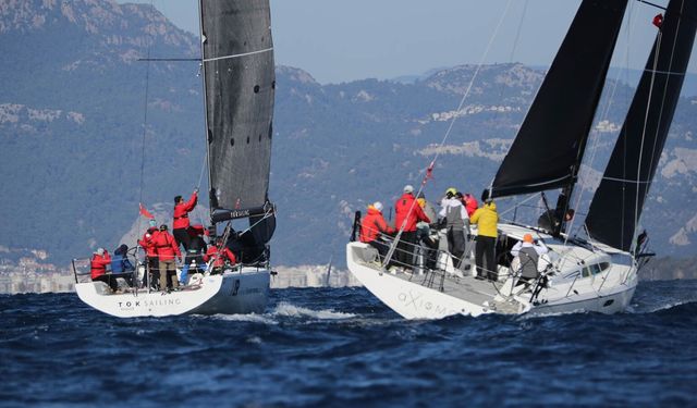 Marmaris Körfezi'nde yine yelkenler fora oldu