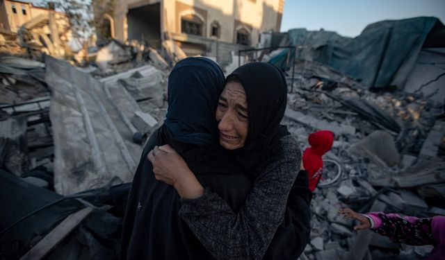 Gazze’de toplam can kaybı 71 bini aştı!