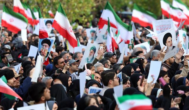 İran'daki protestolarda ölü sayısı artıyor...