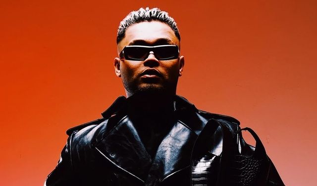 Lvbel C5 Memleketinde Sahne Aldı: Babasıyla Çiftetelli Oynadı!