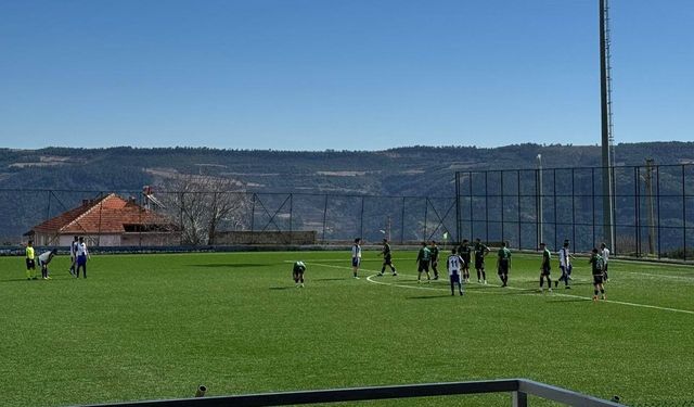 Yeni Güney Spor ile Buldan Spor berabere kaldı