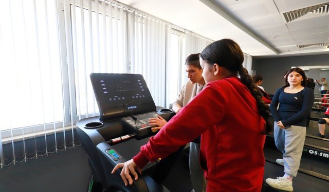 Merkezefendi Çok Amaçlı Spor Salonu yeni ekipmanlarla donatıldı