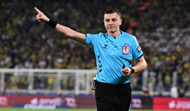 Beşiktaş - Galatasaray derbisinin hakemi belli oldu