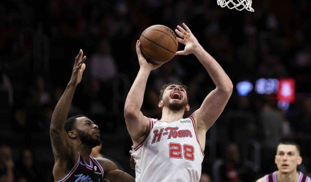 Alperen Şengün 13 sayı, 6 ribaund ile oynadı