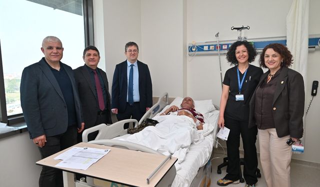 PAÜ Hastanelerinde Yaşlılar Haftası’nda Anlamlı Ziyaret