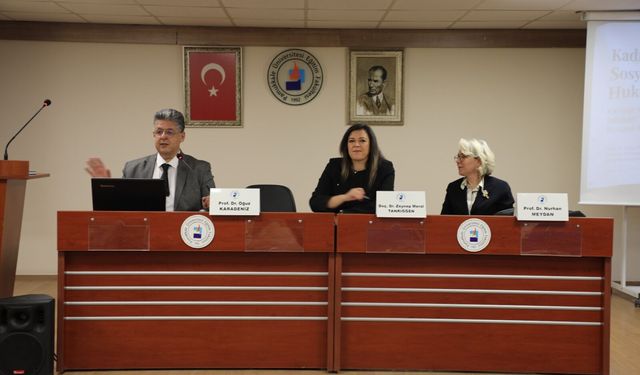 PAÜ'de “Şiddetsiz Toplum ve Saygı Kültürü” paneli