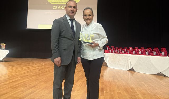 Özlem Mekik ‘Yılın En İyi Kadın Şefi’ seçildi